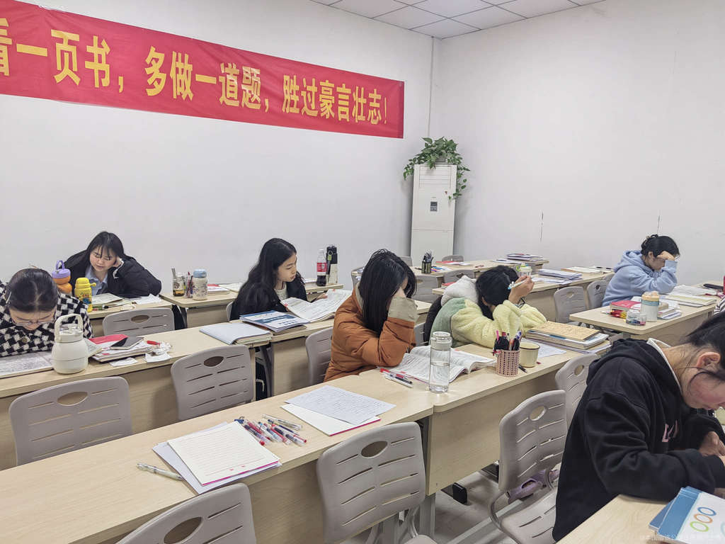河南顺冠教育信息咨询